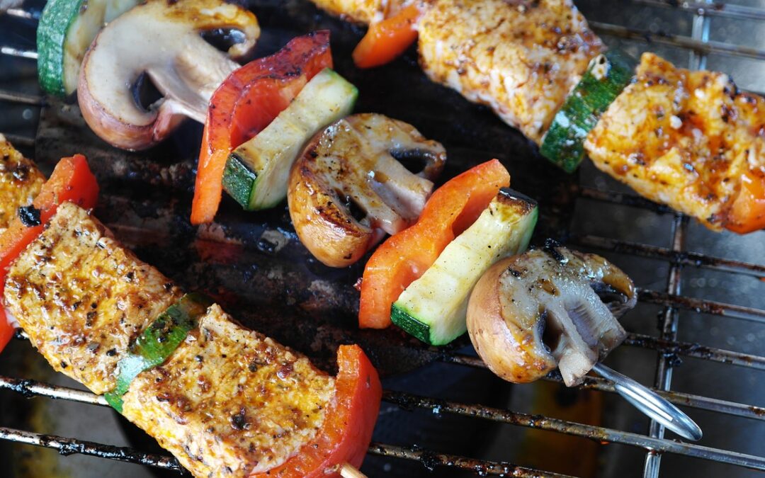 Wat kun je als bijgerechten serveren bij een barbecue?